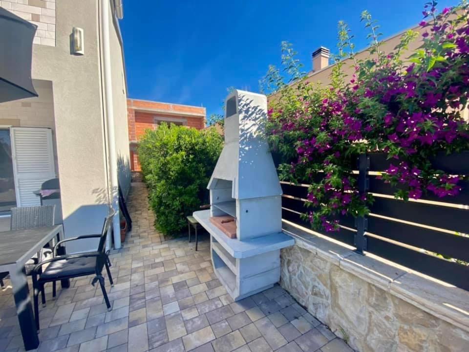 Villa Island Vir With Pool Dış mekan fotoğraf