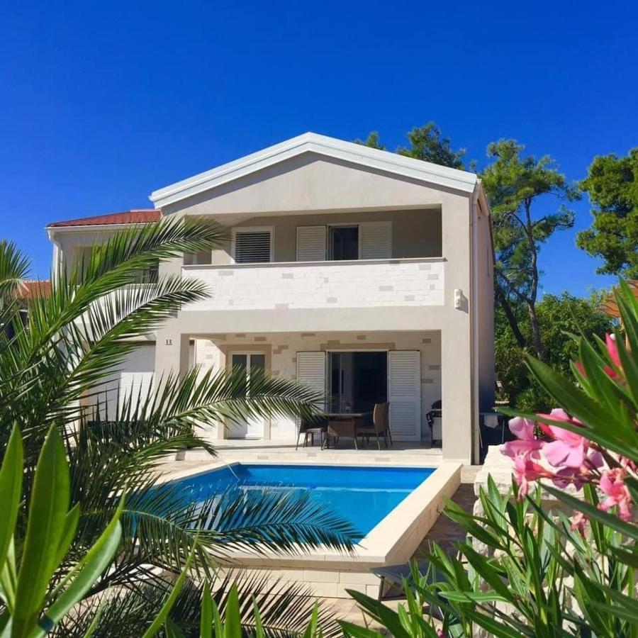 Villa Island Vir With Pool Dış mekan fotoğraf