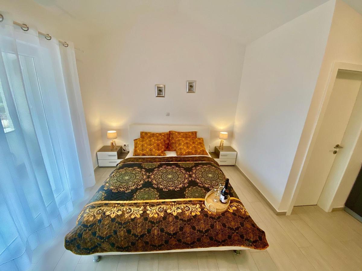 Villa Island Vir With Pool Dış mekan fotoğraf