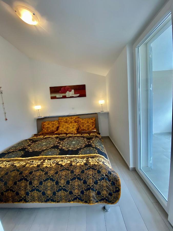 Villa Island Vir With Pool Dış mekan fotoğraf